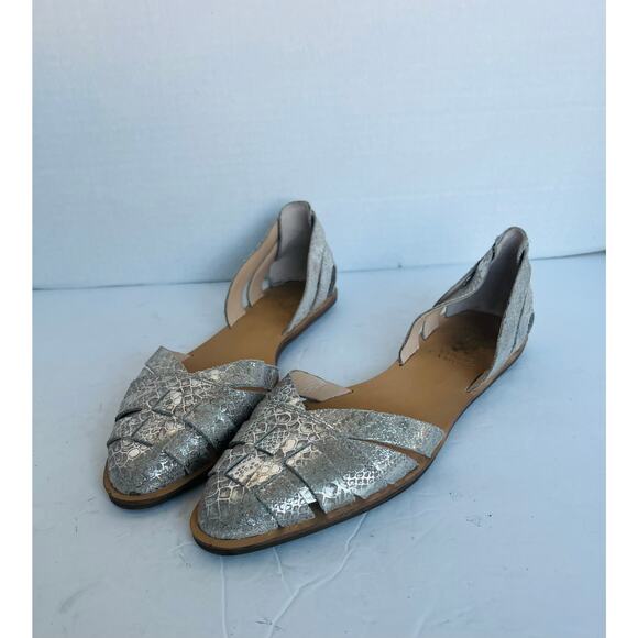 Vince Camuto Reta Woven Silver Leather Croc Embossed D'Orsay Flat Shoes Sz 9M - Picture 1 of 10
